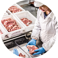 صنعت بسته بندی و عمل آوری انواع گوشت به صورت تازه و منجمد